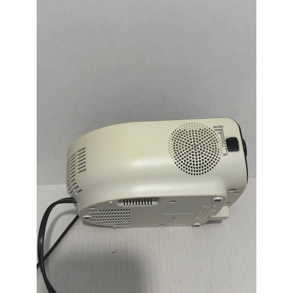 Sony Dream Machine FM/AM CD Clock Radio Black White ICF-CD815